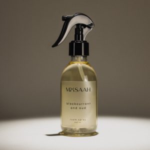 Room spray Czarna porzeczka i Oud 200 ml